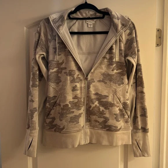 Athleta Camo Hooded Zip Up - Picture 4 of 11